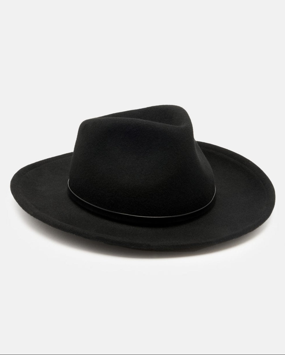 Cappello con tesa LIU JO