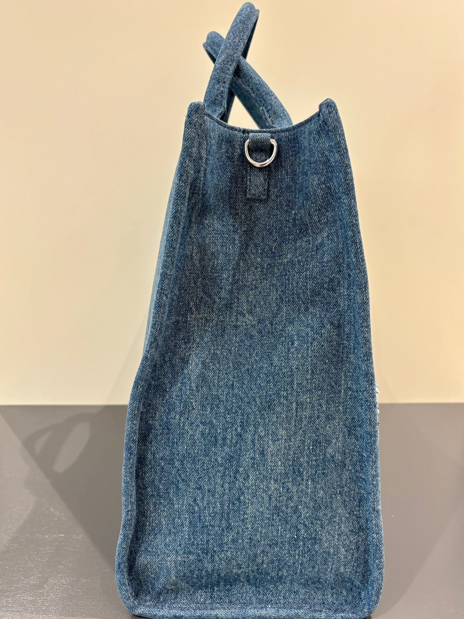 Borsa shopping in denim LOVE MOSCHINO