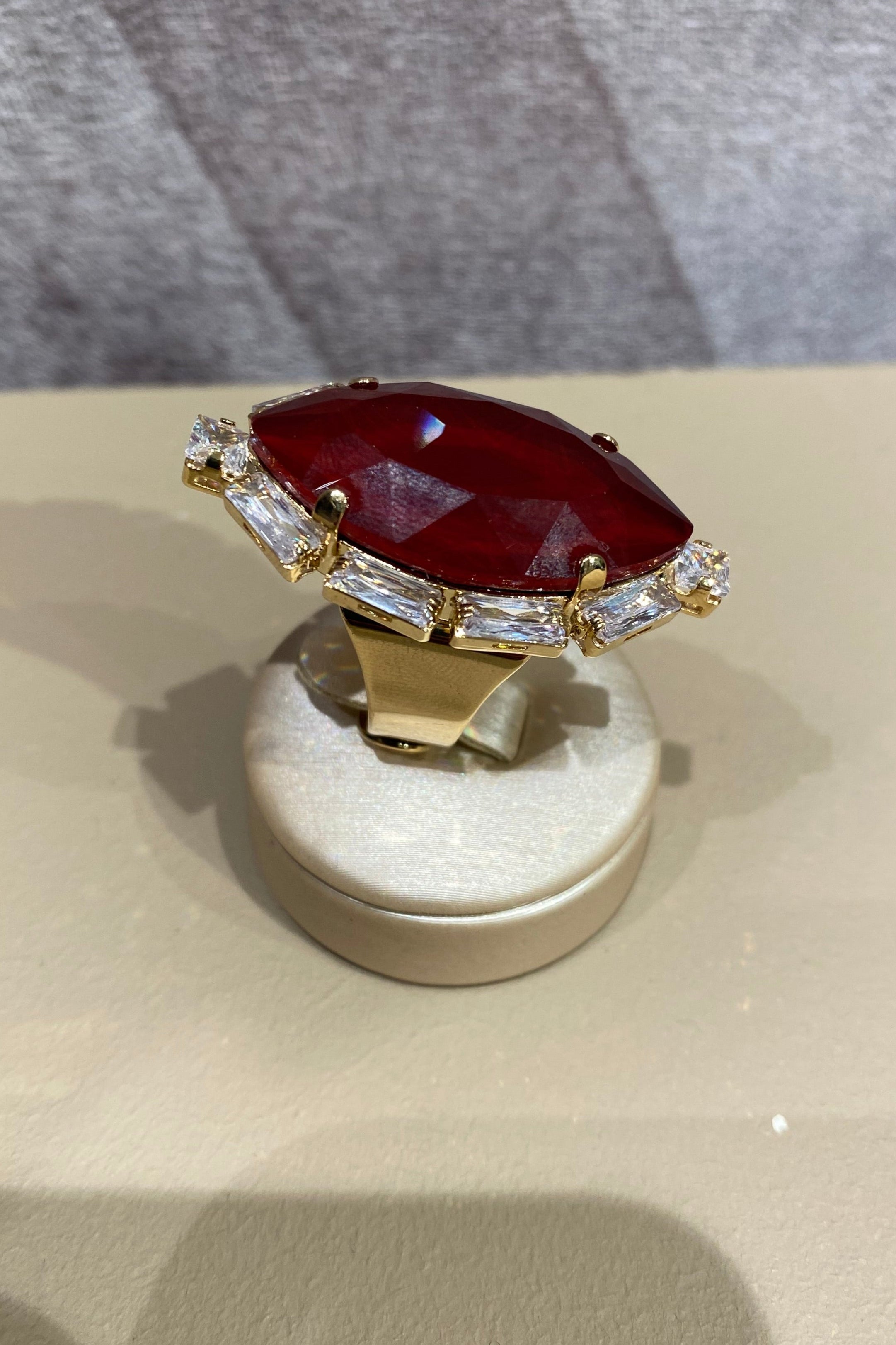 Anello marquise "Semira" SODINI