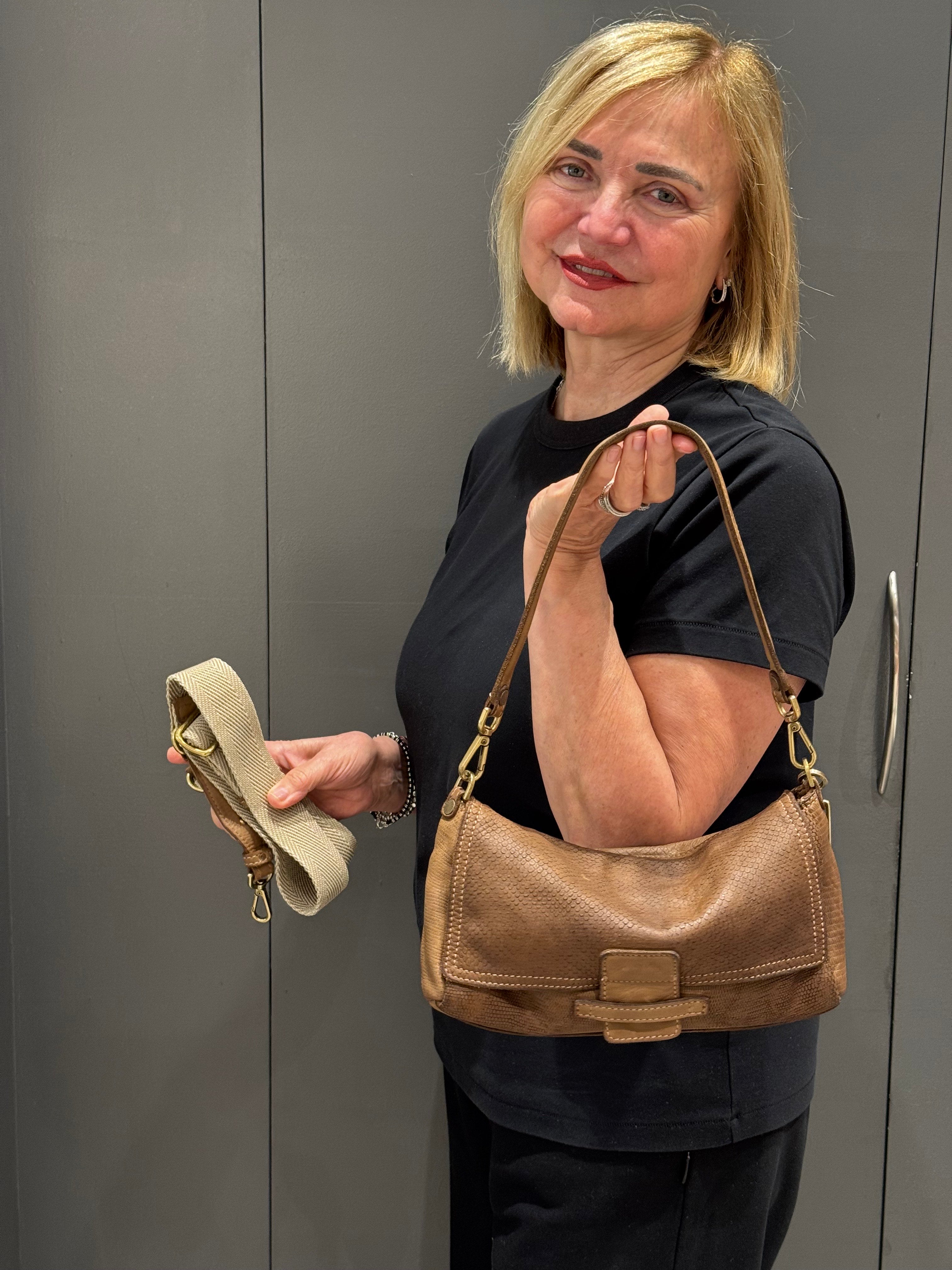 Borsa piccola con patta CATERINA LUCCHI
