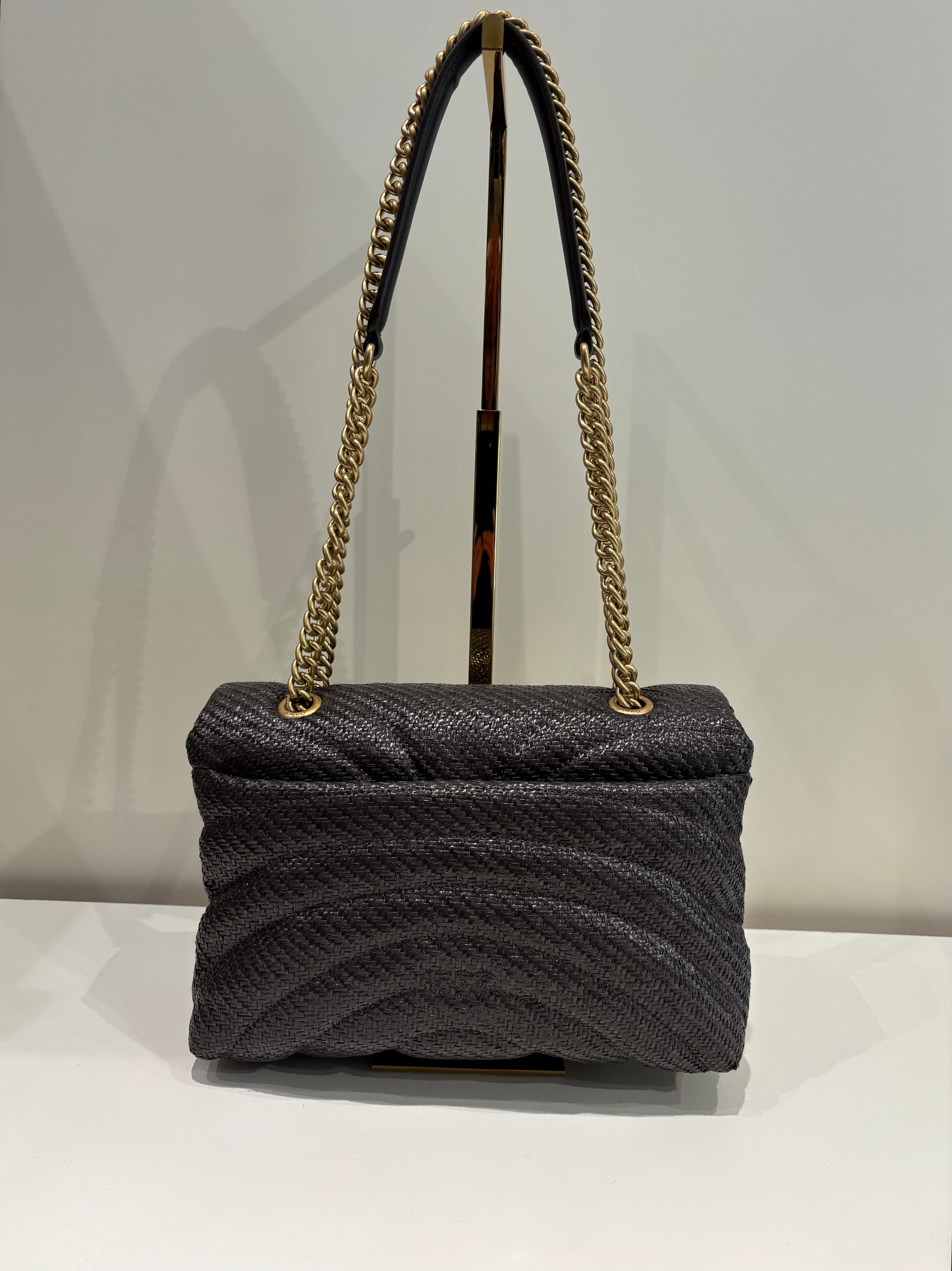 Borsa a spalla media in rafia PINKO