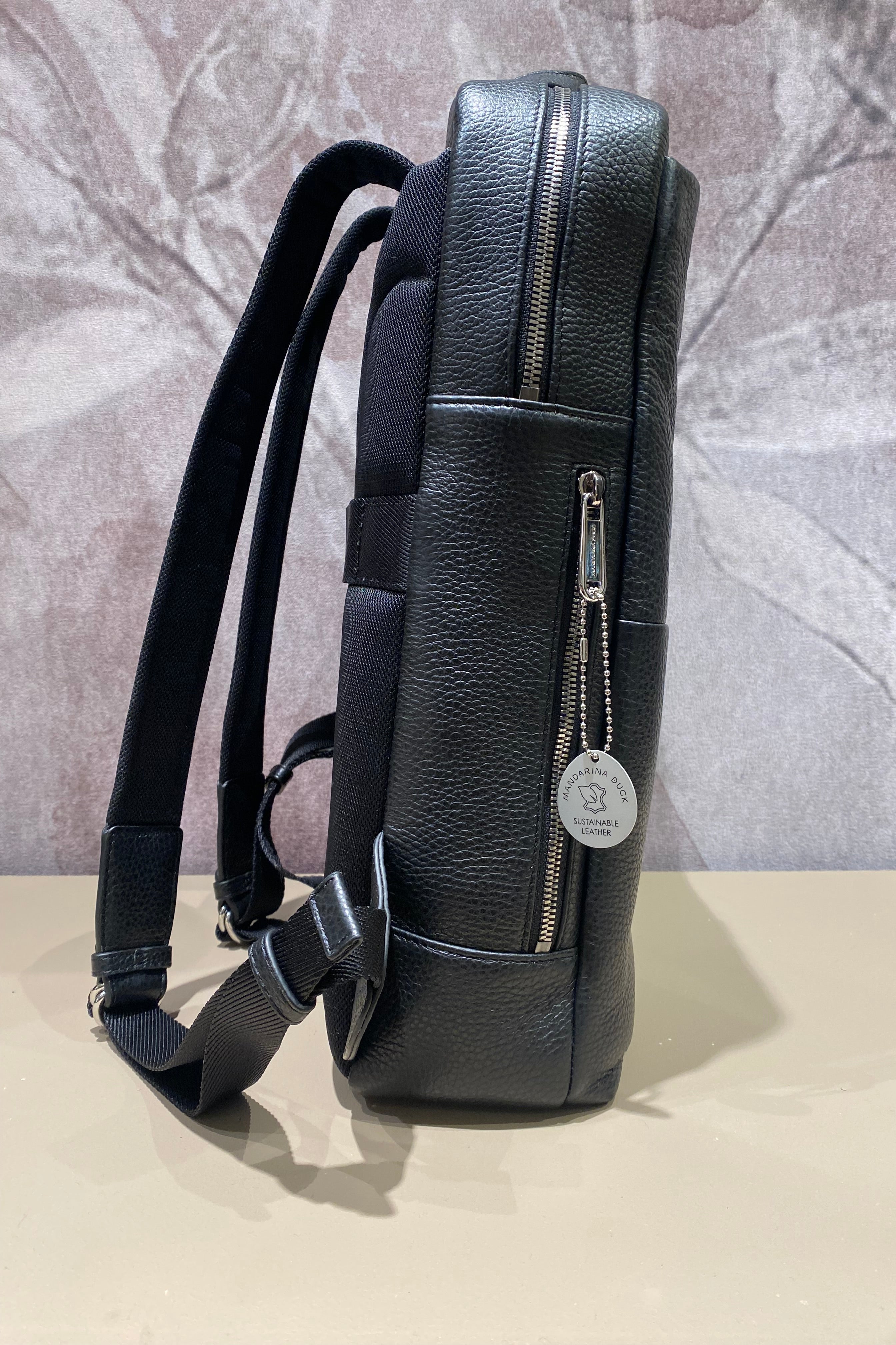 Zaino pelle porta documenti MANDARINA DUCK