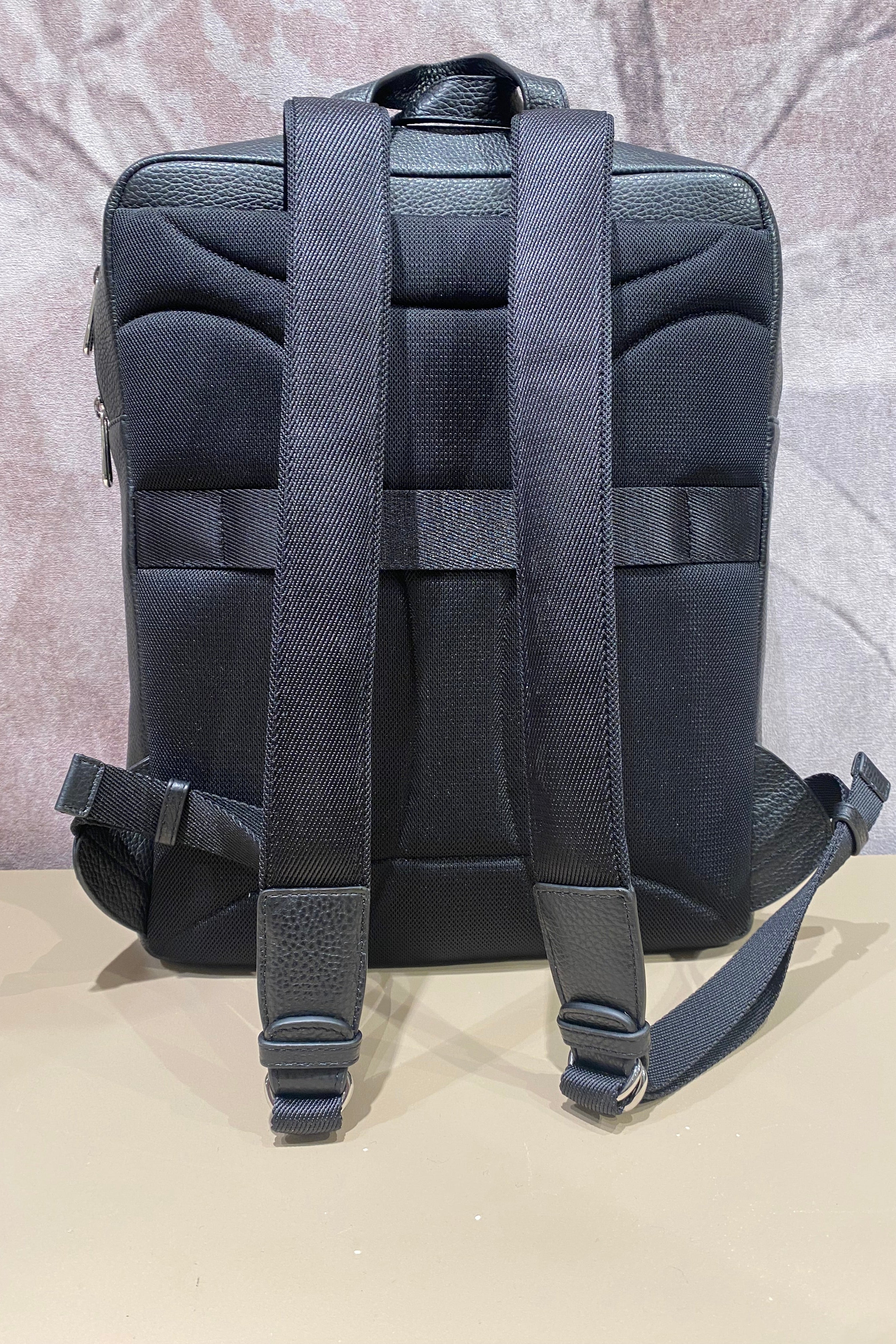 Zaino pelle porta documenti MANDARINA DUCK