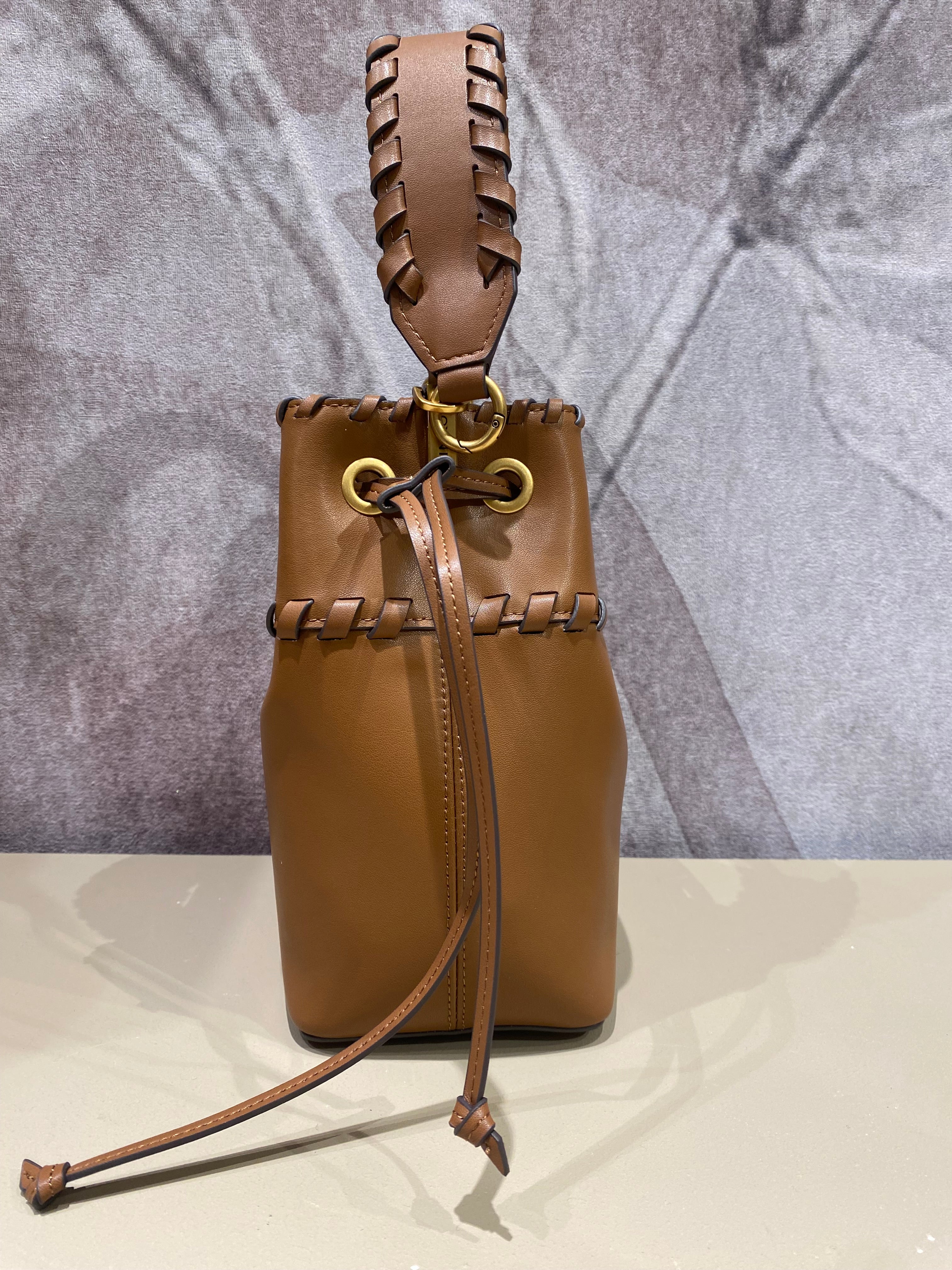 Borsa secchiello piccolo con infilature PINKO