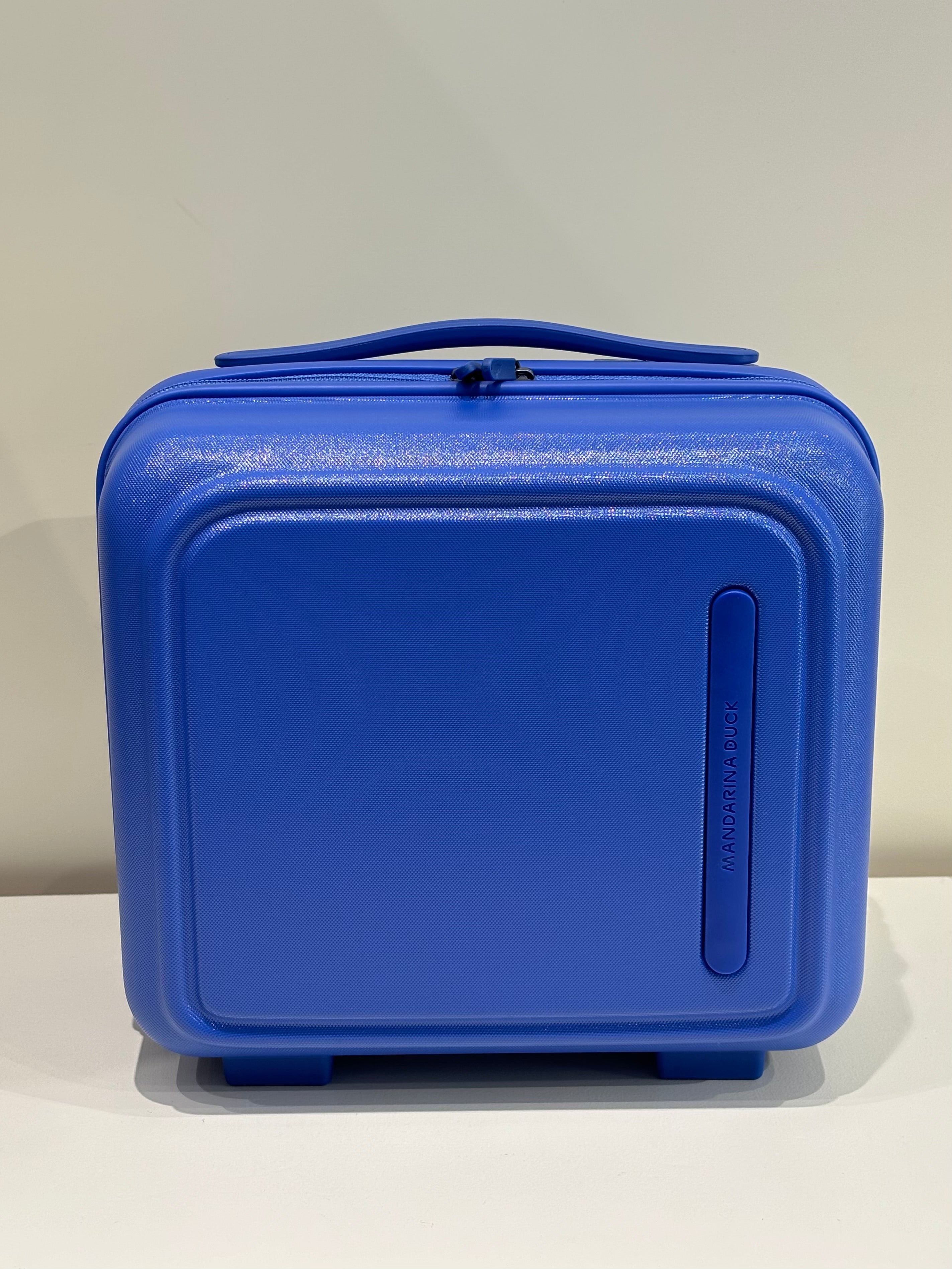 Beauty case rigido MANDARINA DUCK