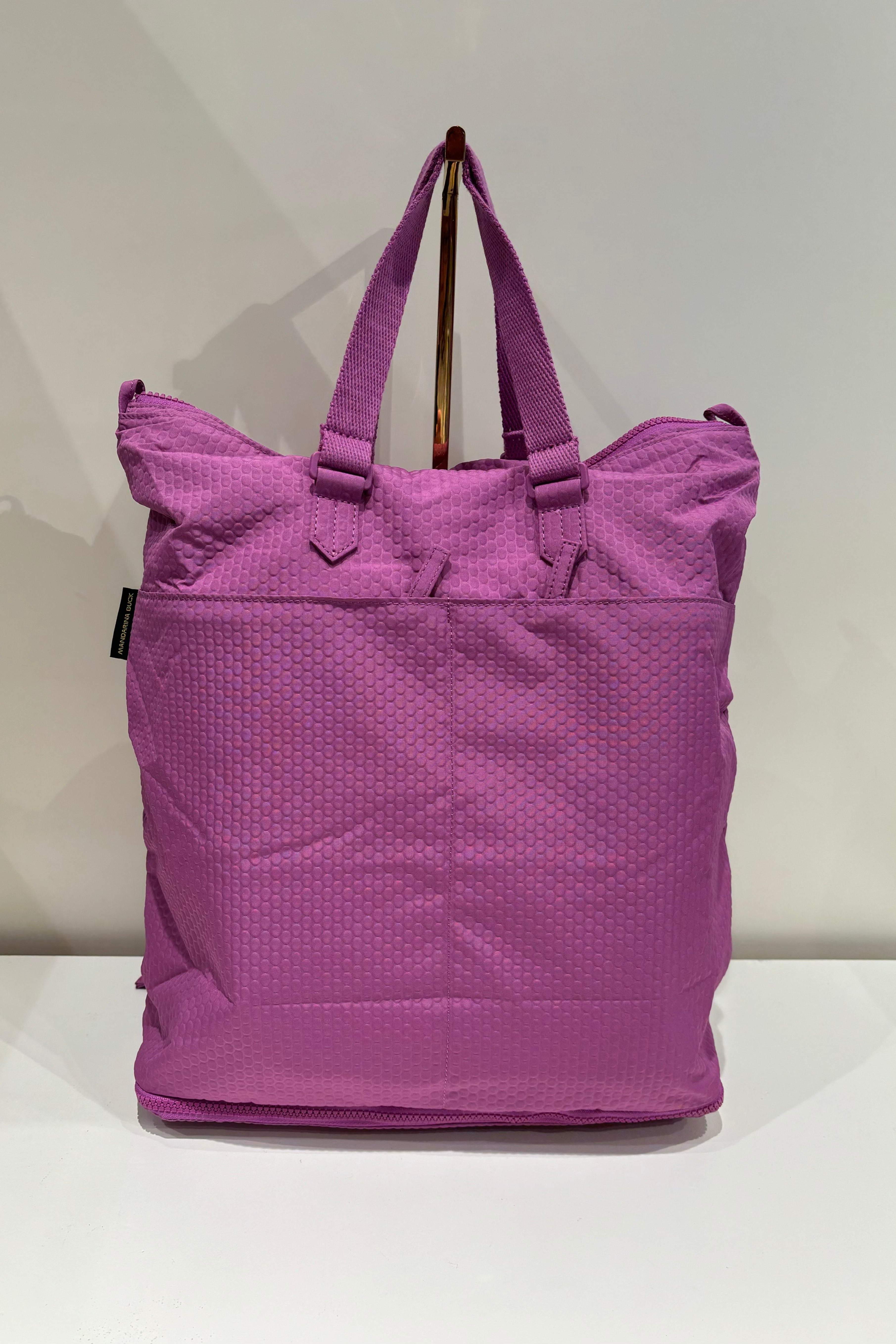 Mandarina Duck shopping