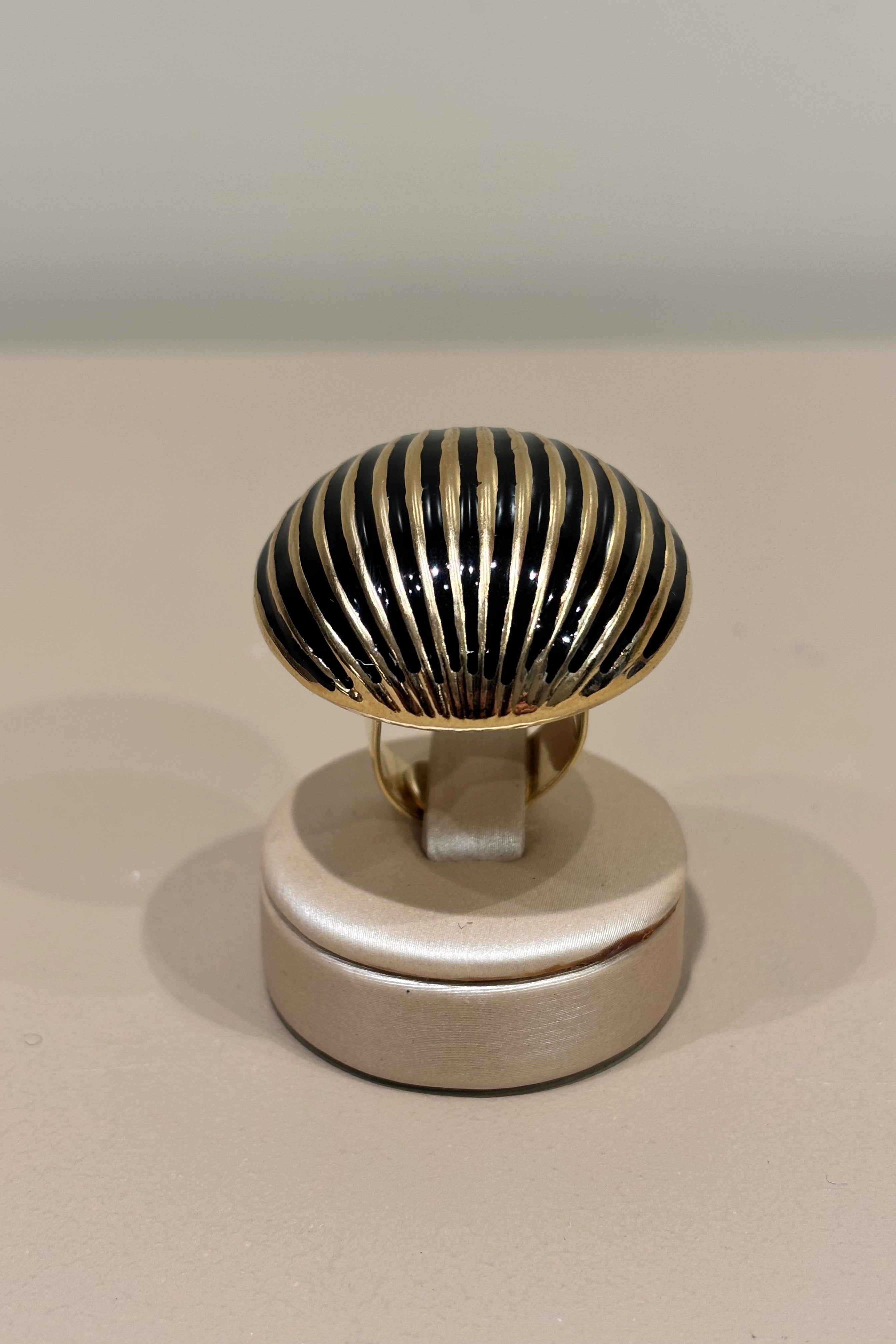Anello oro e nero "Malena" SODINI