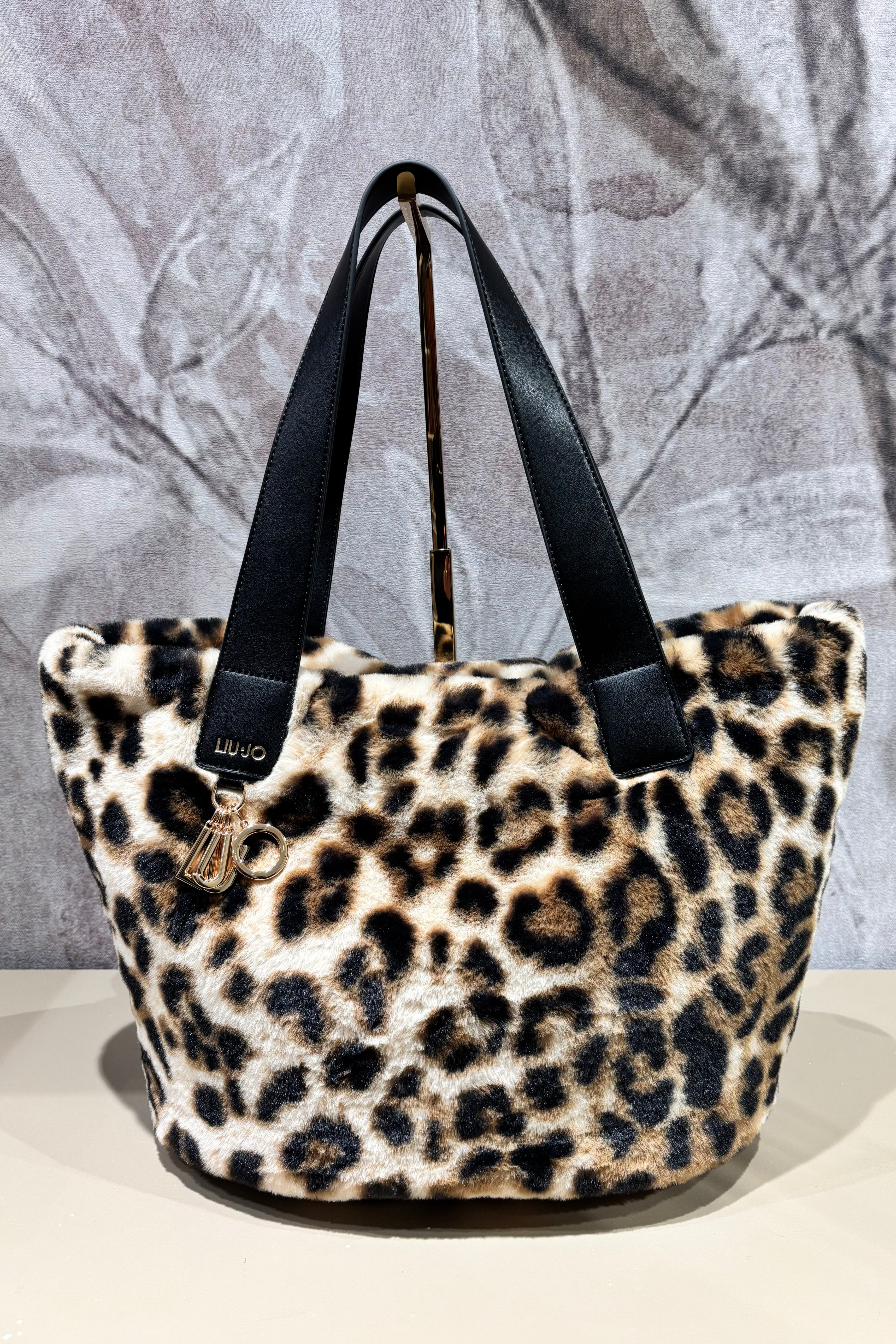 Borsa grande in eco-pelliccia maculata LIU JO