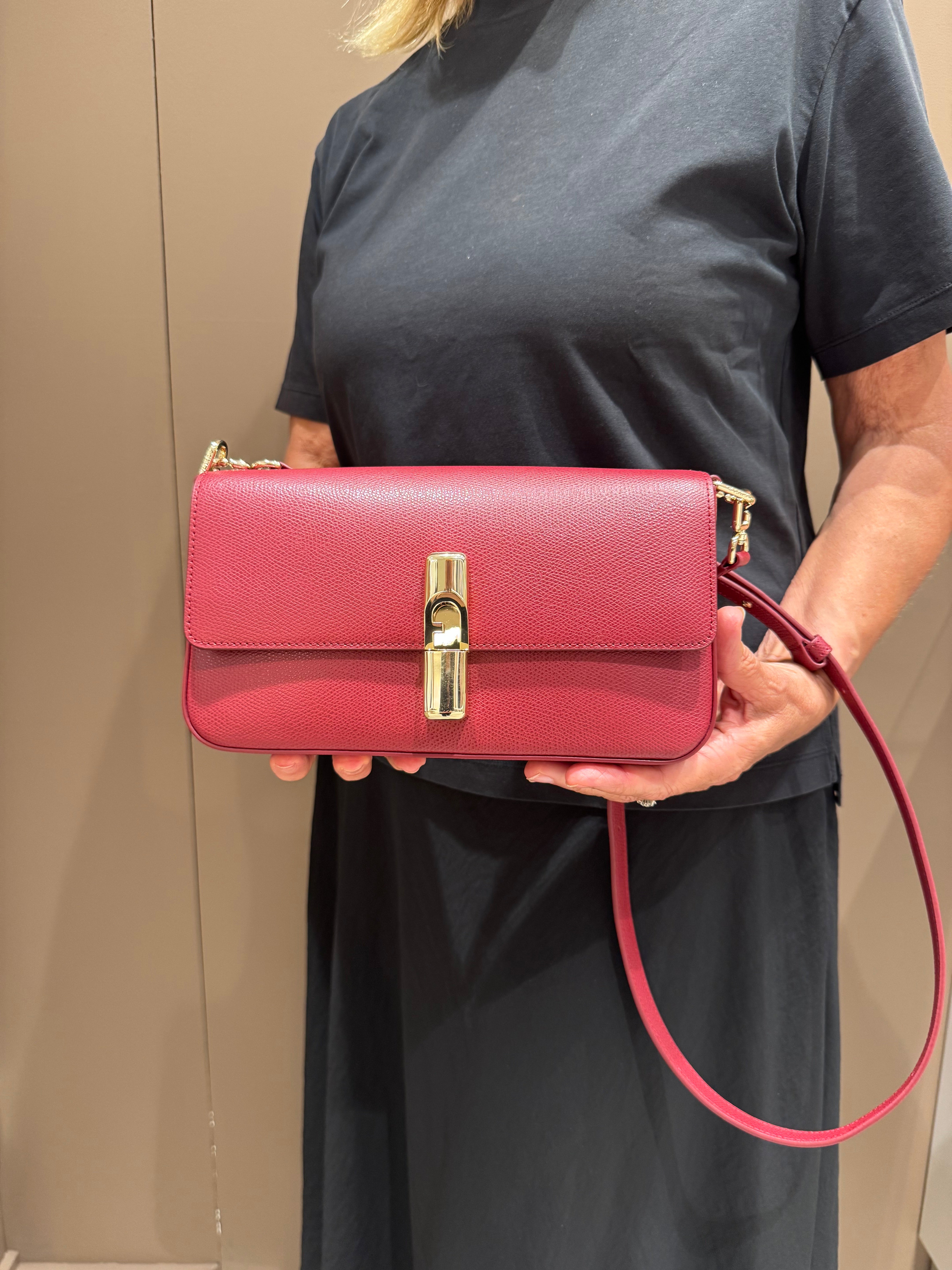 Borsa con patta "Iride S" FURLA