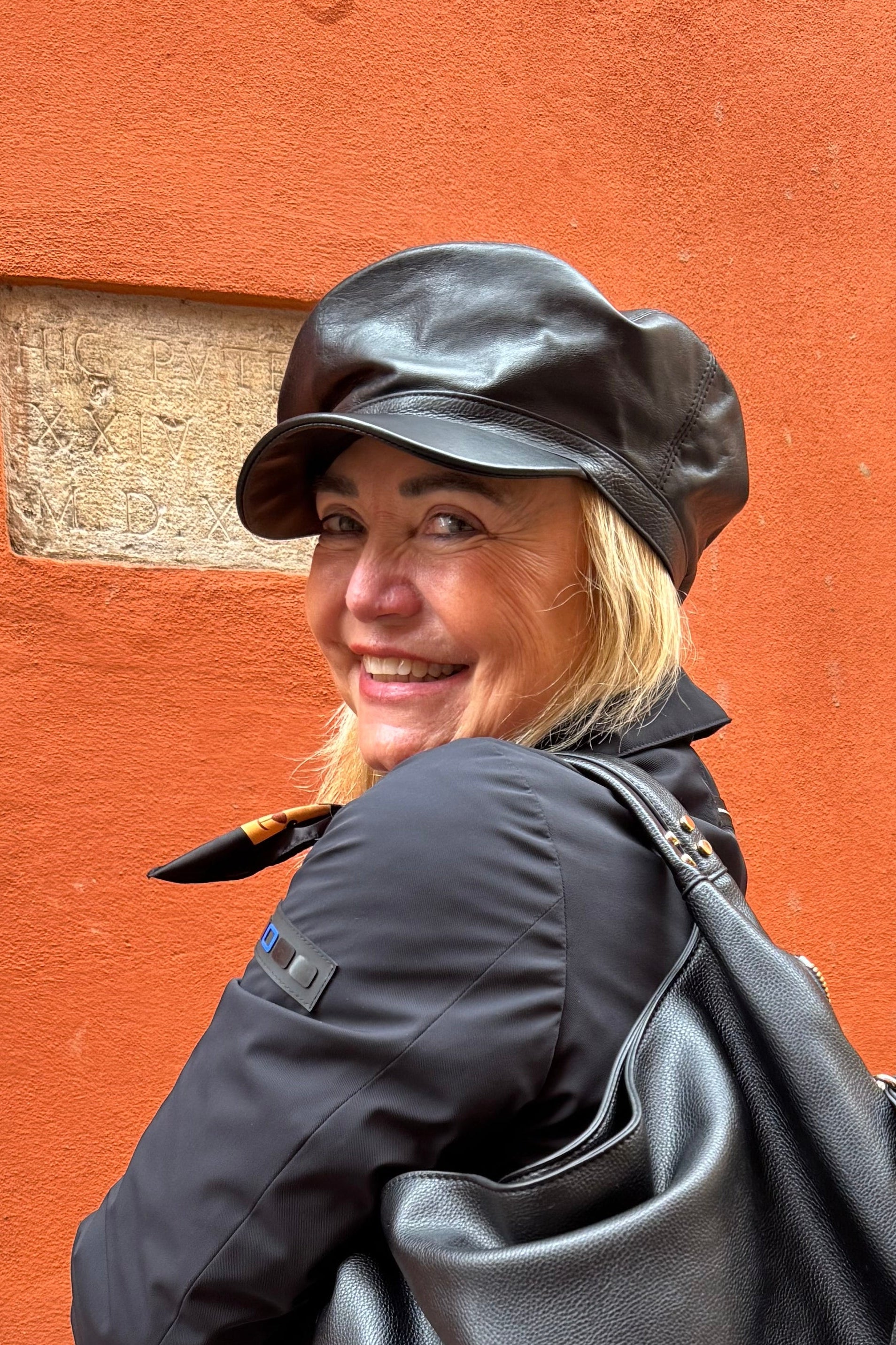 Cappello in pelle COSTUME NATIONAL