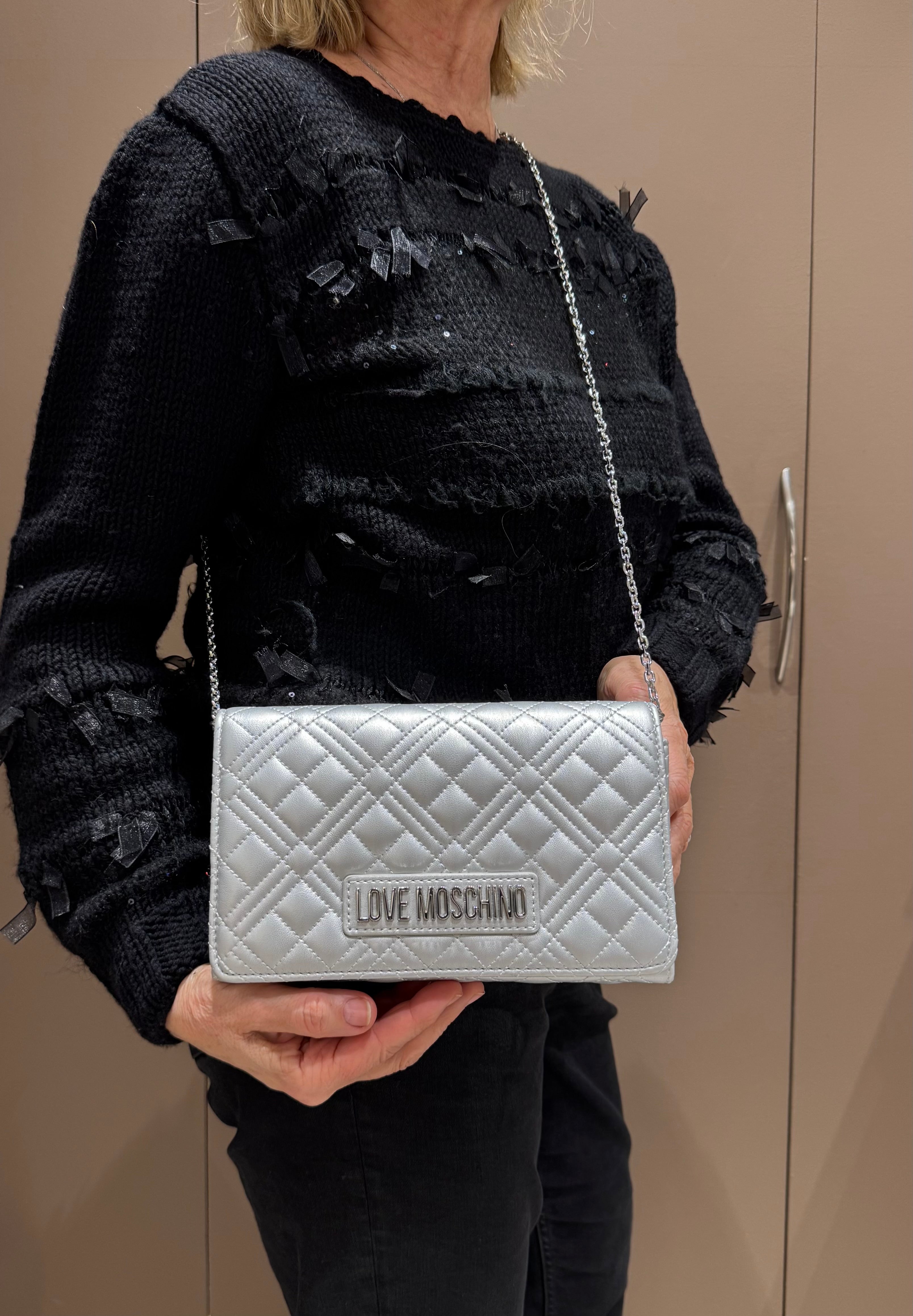 Pochette piccola silver trapuntata  LOVE MOSCHINO