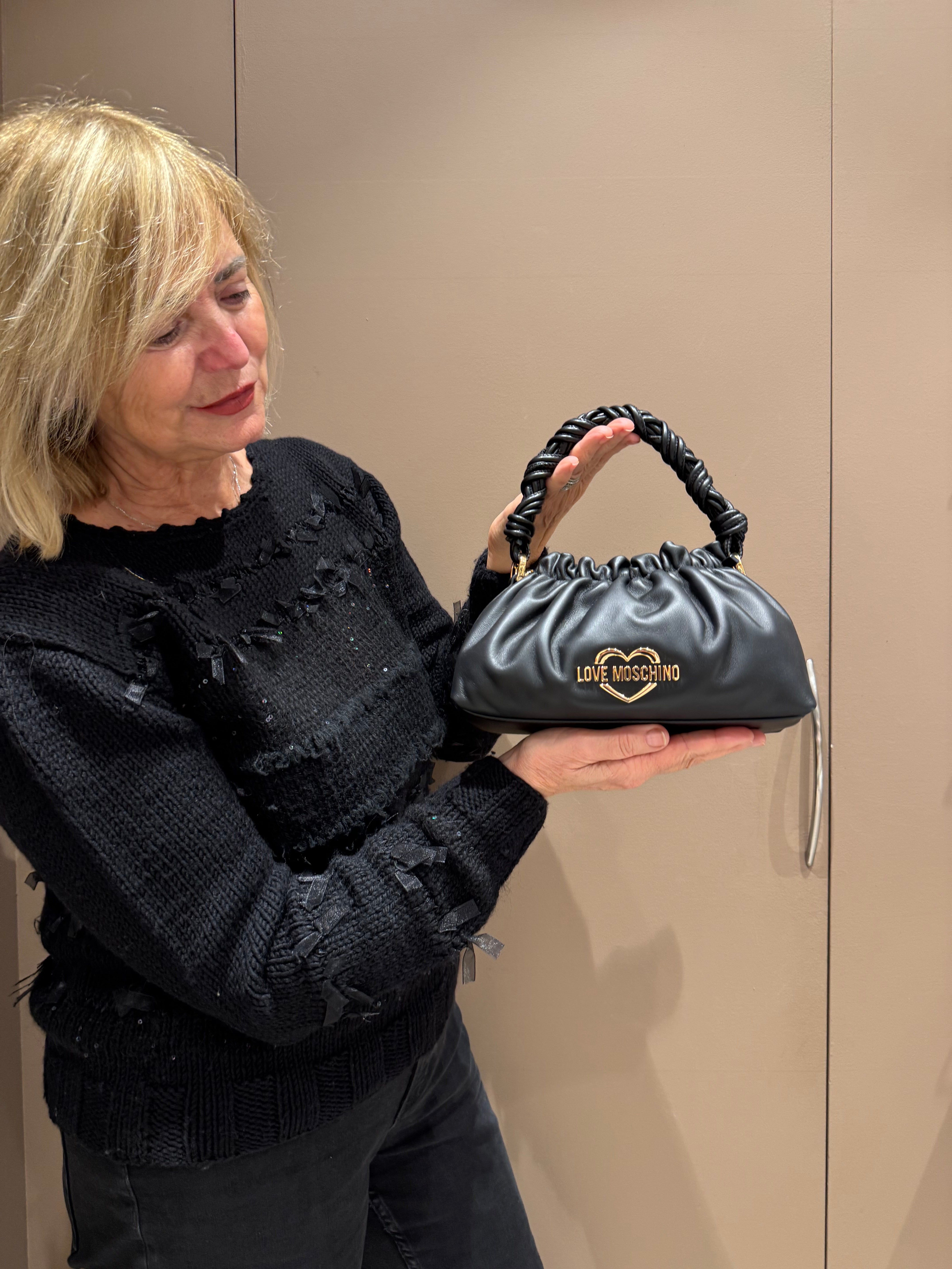 Borsa piccola arricciata in pelle  LOVE MOSCHINO